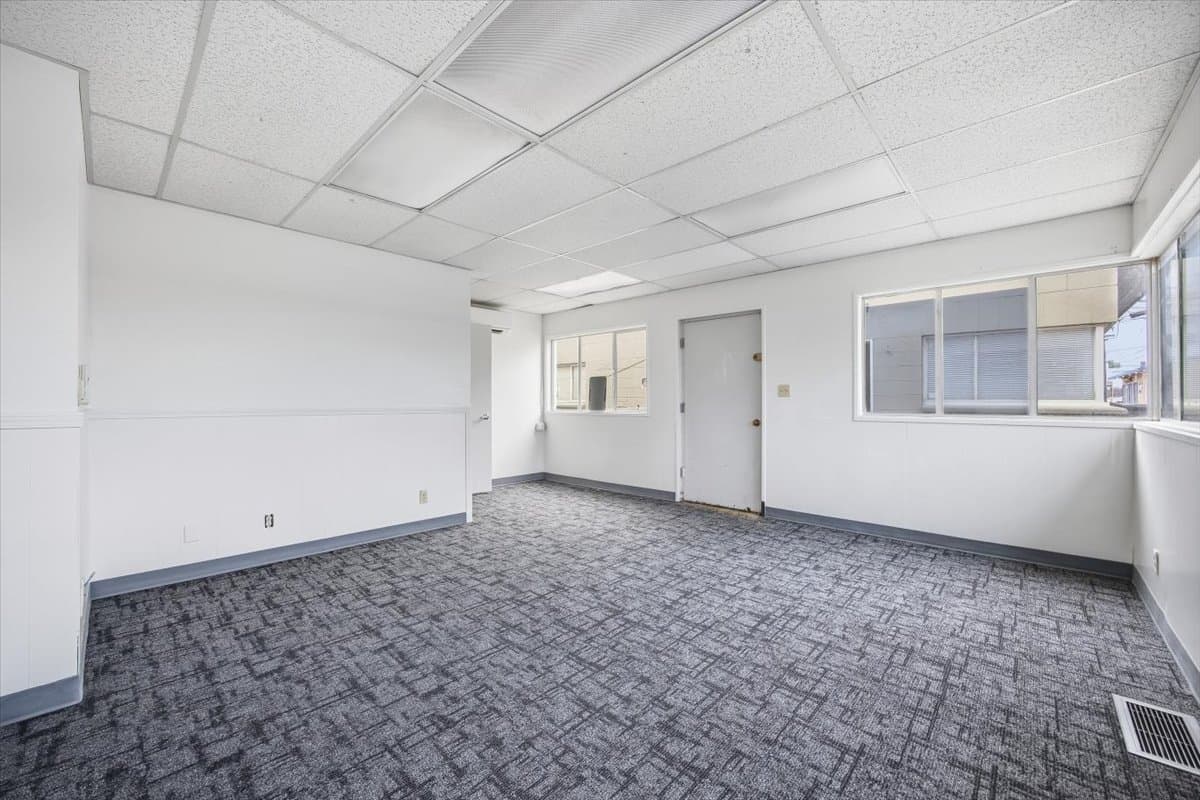 Retail Space For Lease | 2628 W Bruneau Pl, Kennewick — $12/SF NNN — gallery image