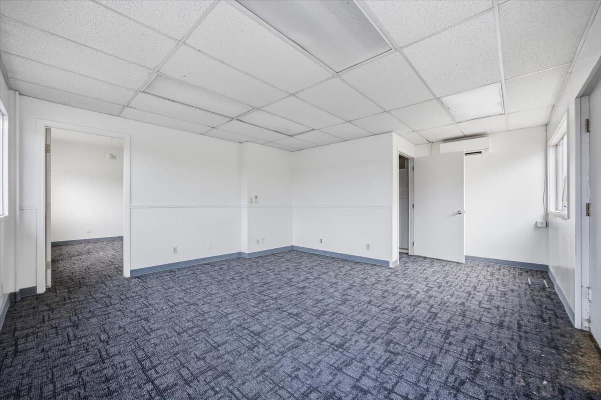 Retail Space For Lease | 2628 W Bruneau Pl, Kennewick — $12/SF NNN — gallery image